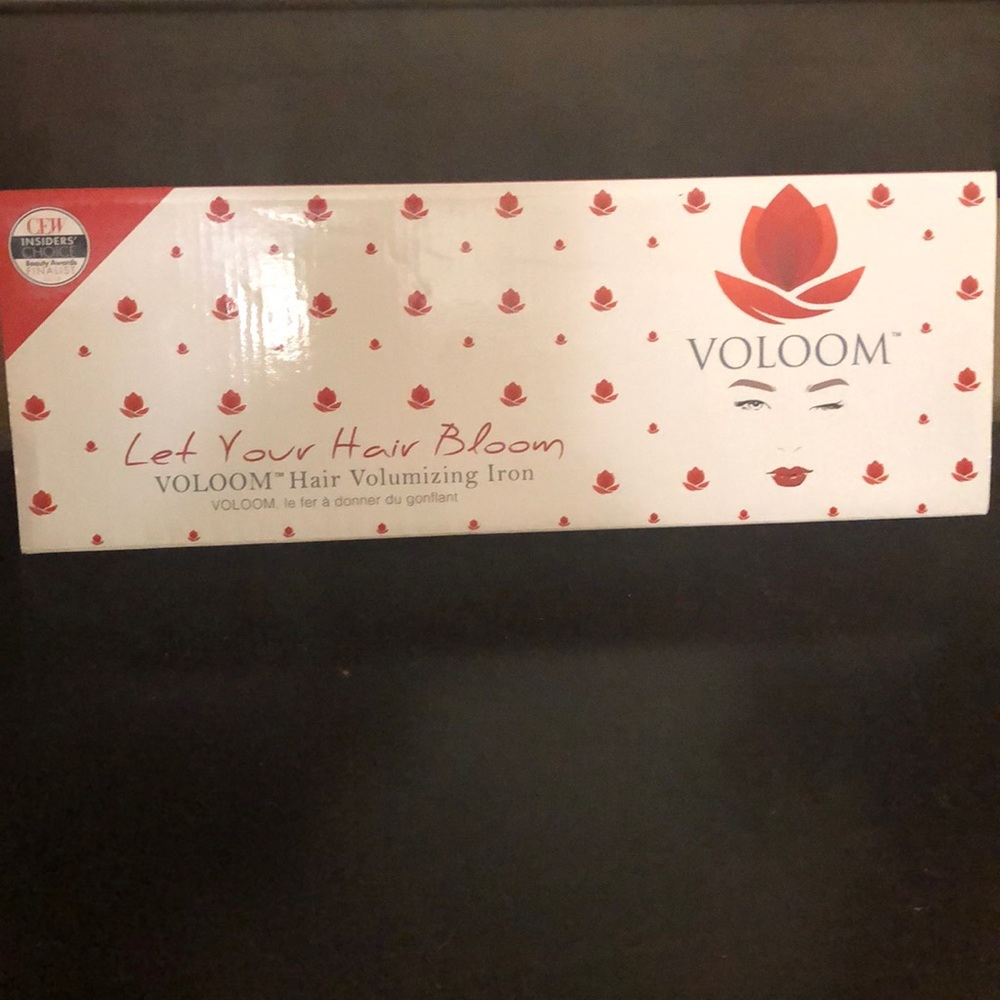 Brand new in box Voloom Hair Volumizing Iron